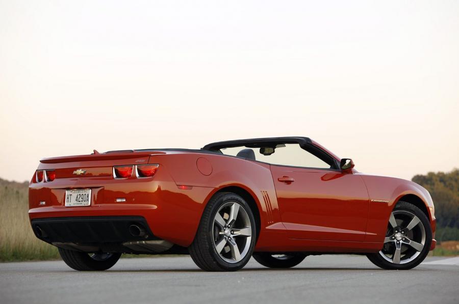 Chevrolet Camaro SS Convertible 2011 года  (фото 42 из 43)
